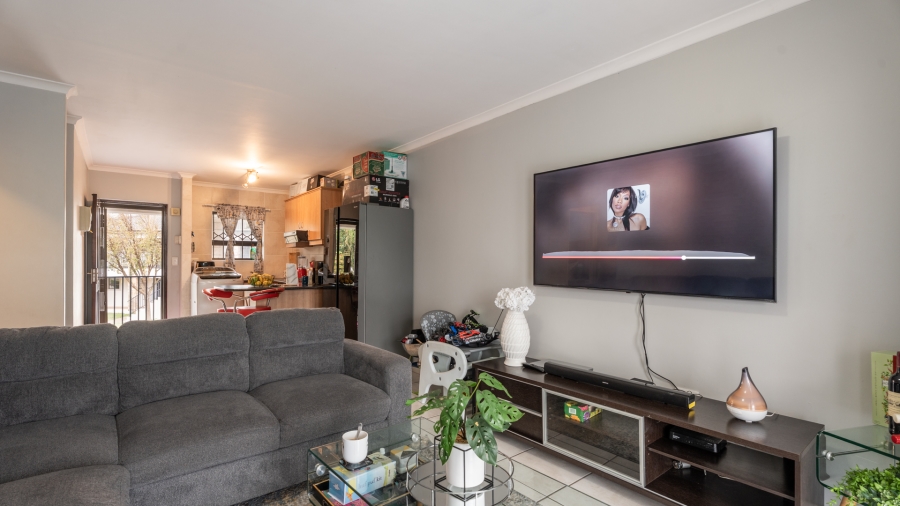 2 Bedroom Property for Sale in Burgundy Estate Western Cape